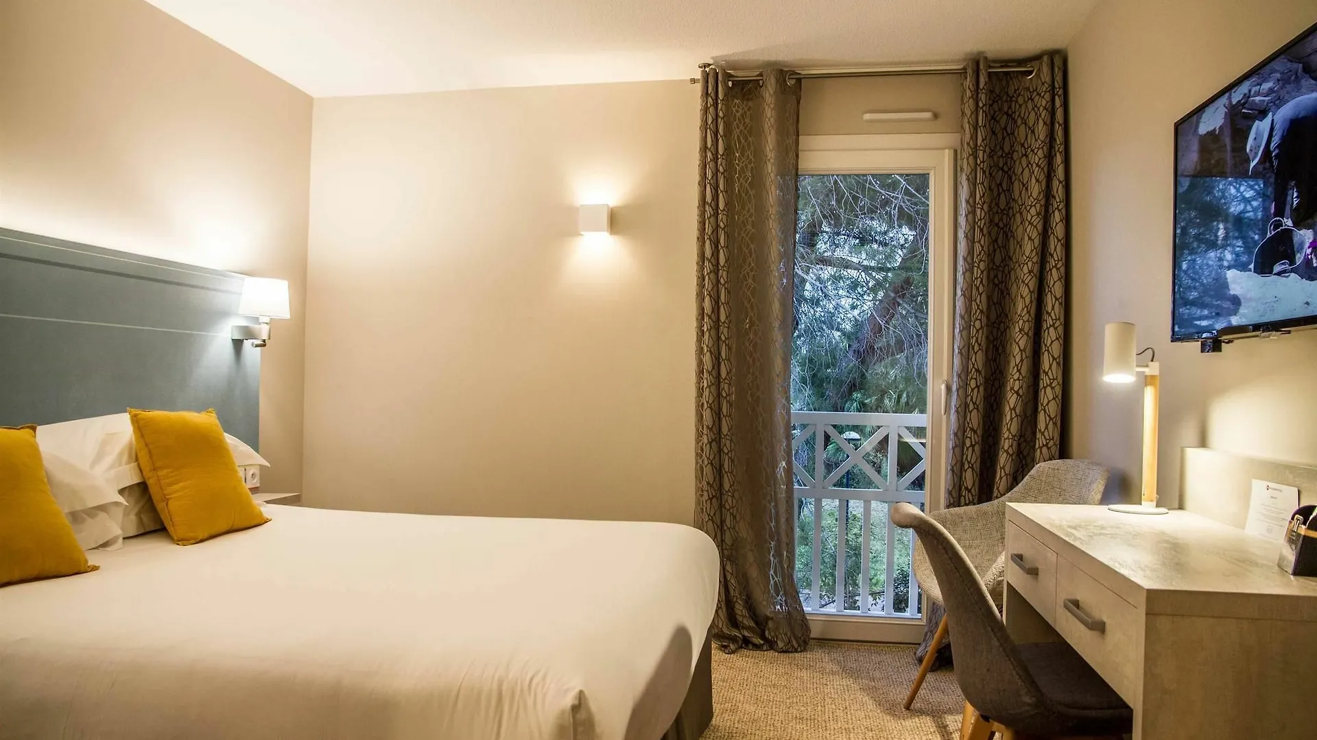 H Hotel Hyeres